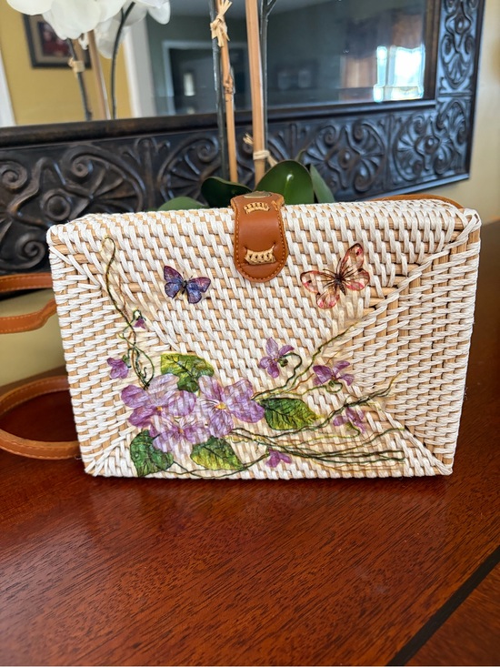 Handbags - Handmade Woven Rattan Floral Butterfly Crossbody Bag